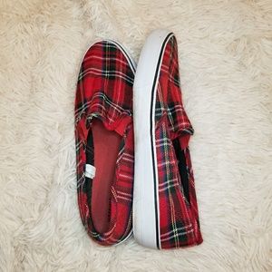 Plaid slip ons